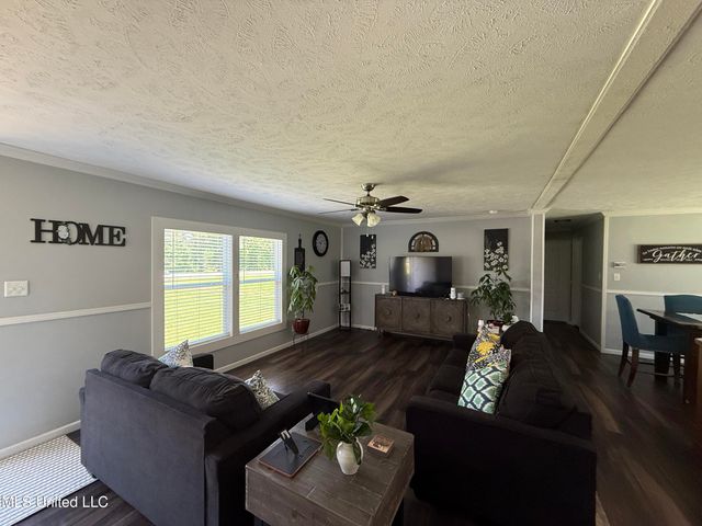 9250 Pleasant Hill Road, Carthage, MS 39051