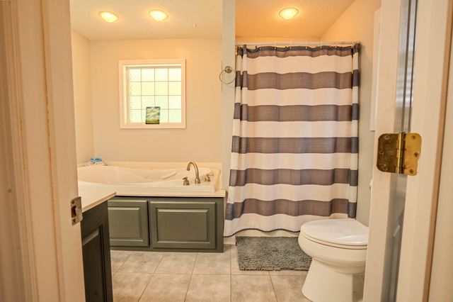 57 Old Jackson Hwy, Leoma, TN 38468