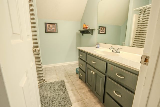 57 Old Jackson Hwy, Leoma, TN 38468