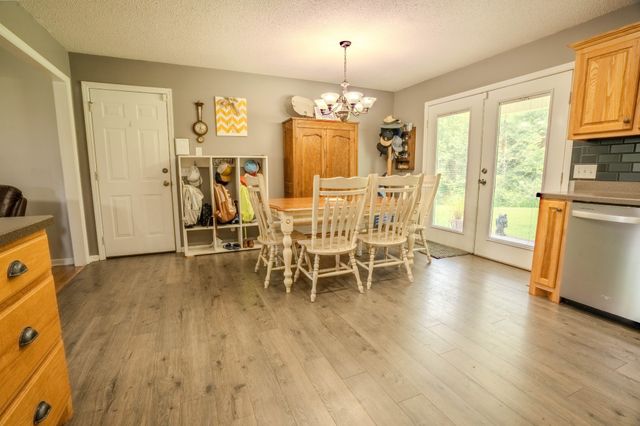 57 Old Jackson Hwy, Leoma, TN 38468