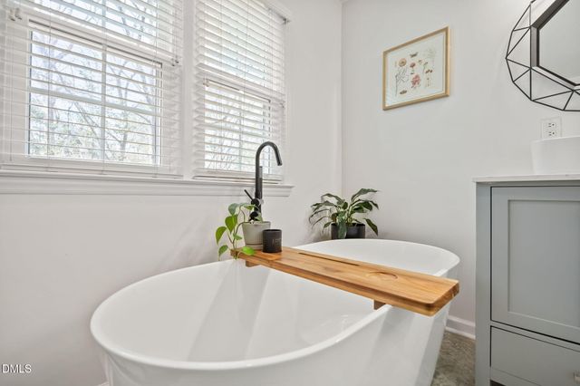 5240 Fairmead Circle, Raleigh, NC 27613