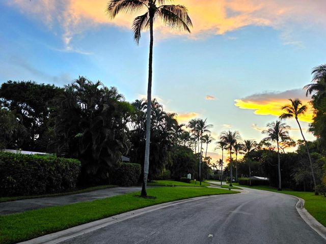 6957 Rain Forest Drive, Boca Raton, FL 33434