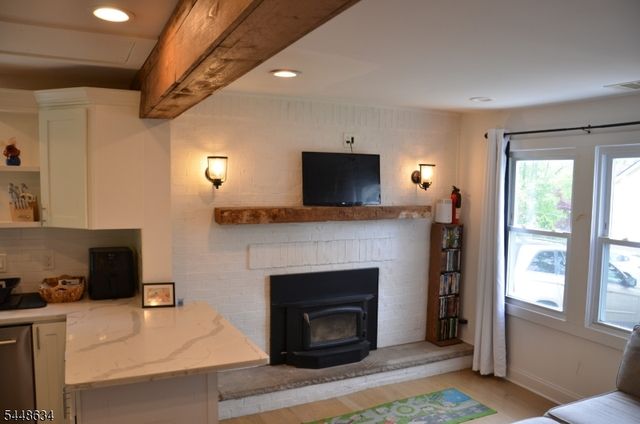 5 Fairview Ave, Mine Hill Twp., NJ 07803