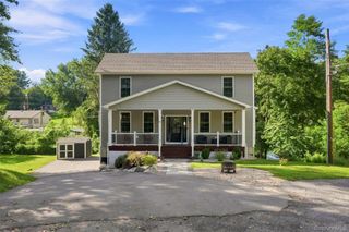 15 Rock Cut Lane, Pleasant Valley, NY 12569