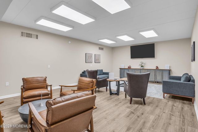 55 Woodchuck Parkway, Whiting, NJ 08759