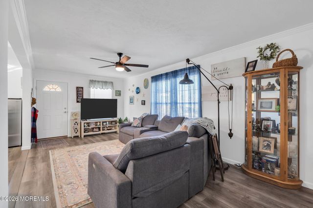 55 Woodchuck Parkway, Whiting, NJ 08759