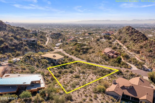 6725 N PALM CANYON Drive 11, Phoenix, AZ 85018