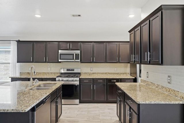 9431 Paloma Creek Drive, Tomball, TX 77375