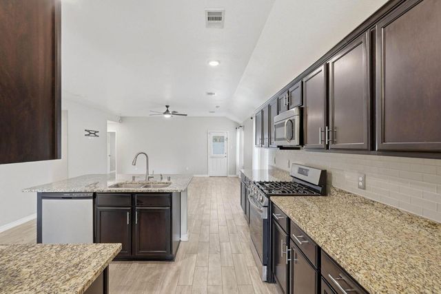 9431 Paloma Creek Drive, Tomball, TX 77375