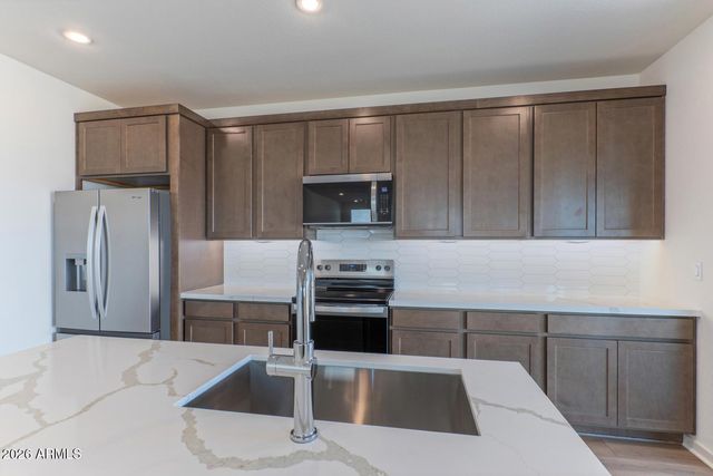11586 N FREDERICKSBURG Street, Surprise, AZ 85388