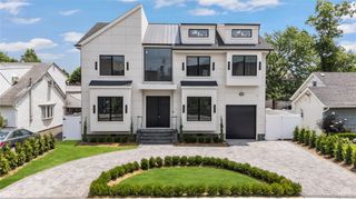 857 Glen Drive, Woodmere, NY 11598