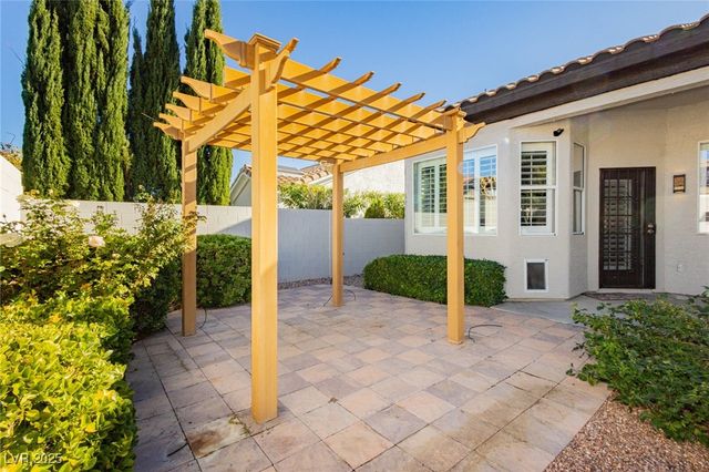 8640 Stone Harbor Avenue, Las Vegas, NV 89145