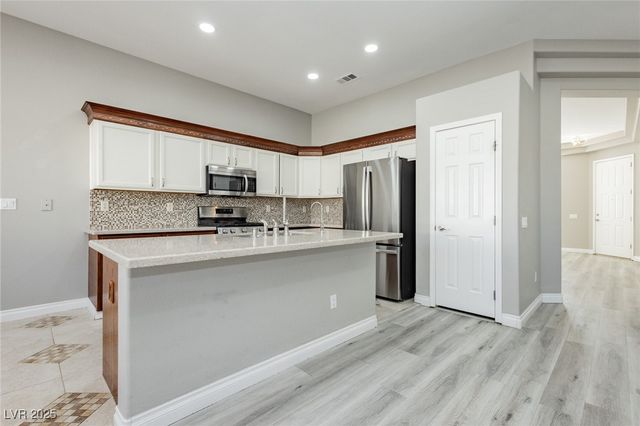 8640 Stone Harbor Avenue, Las Vegas, NV 89145