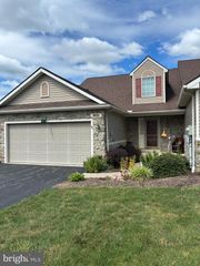 325 HILL ST, Mount Joy, PA 17552