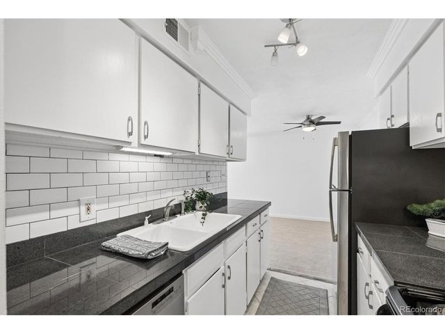 7665 E quincy Ave 7665-204, Denver, CO 80237