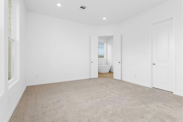 29323 Meadowcreek Hill Drive, Waller, TX 77484