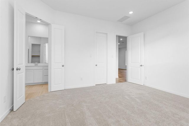 29323 Meadowcreek Hill Drive, Waller, TX 77484