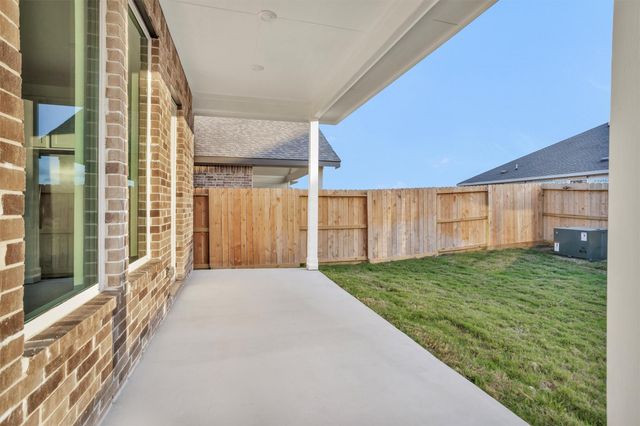 29323 Meadowcreek Hill Drive, Waller, TX 77484