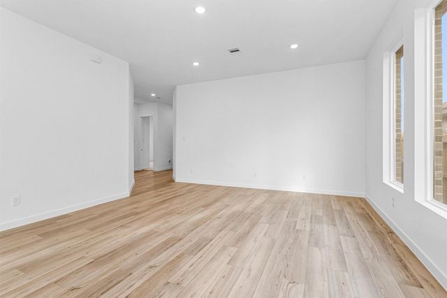 29323 Meadowcreek Hill Drive, Waller, TX 77484