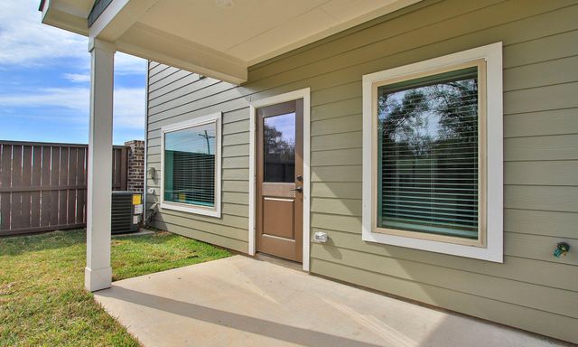 14010 Longstreet Road Road 1C, Willis, TX 77318