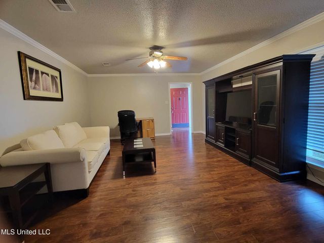 2589 Santa Rosa Cove, Biloxi, MS 39531