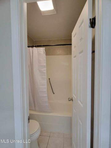 2589 Santa Rosa Cove, Biloxi, MS 39531