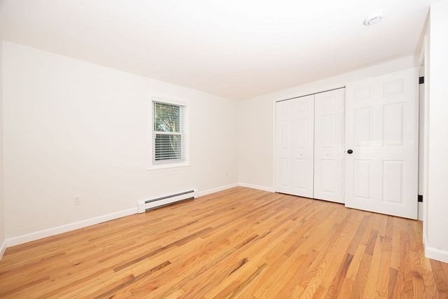 6 Hilltop Dr, Bourne, MA 02561
