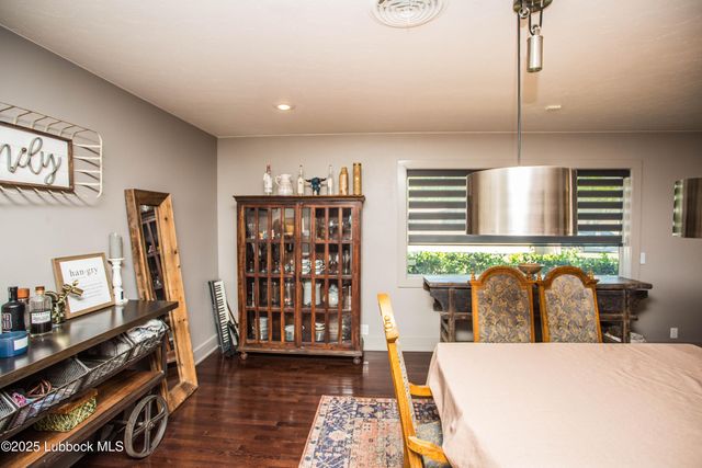 4609 10th Street, Lubbock, TX 79416