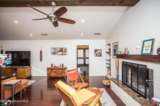 4609 10th Street, Lubbock, TX 79416