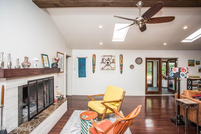 4609 10th Street, Lubbock, TX 79416