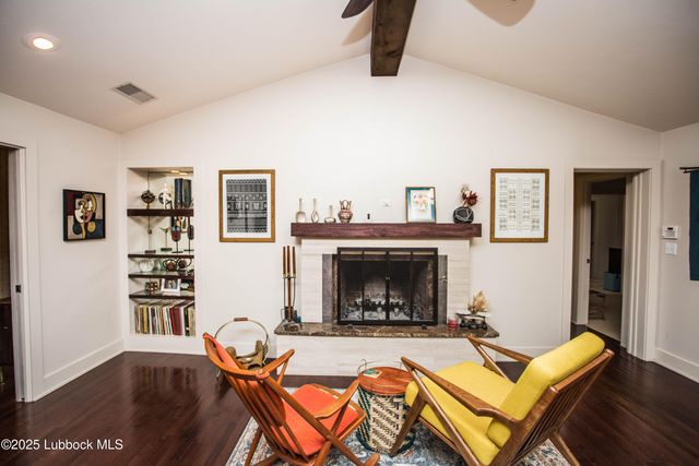 4609 10th Street, Lubbock, TX 79416