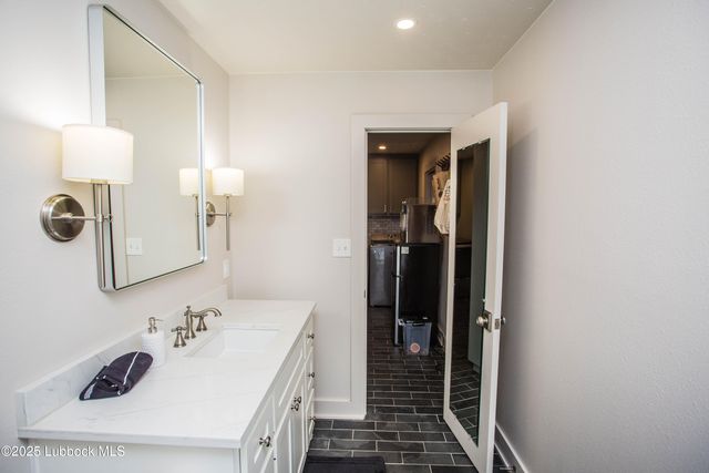 4609 10th Street, Lubbock, TX 79416