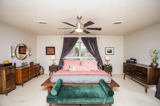 4609 10th Street, Lubbock, TX 79416