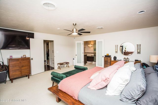 4609 10th Street, Lubbock, TX 79416