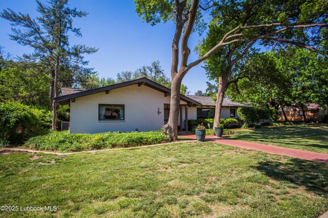 4609 10th Street, Lubbock, TX 79416