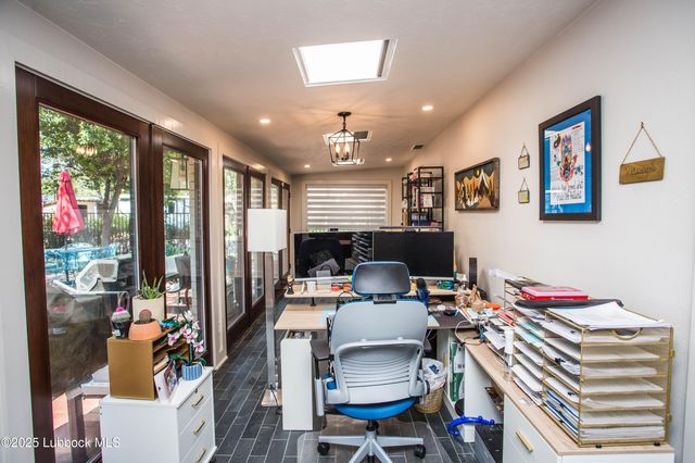 4609 10th Street, Lubbock, TX 79416