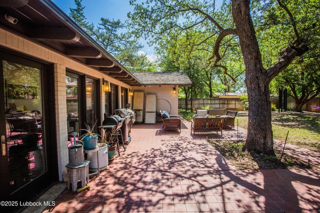 4609 10th Street, Lubbock, TX 79416