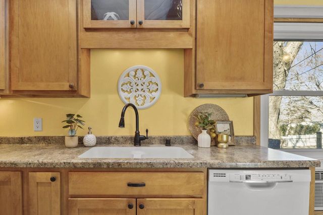 305 Belmont Road, Madison, WI 53714