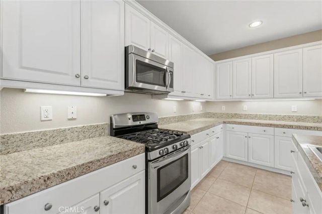 25602 Mesa Edge Court, Menifee, CA 92585
