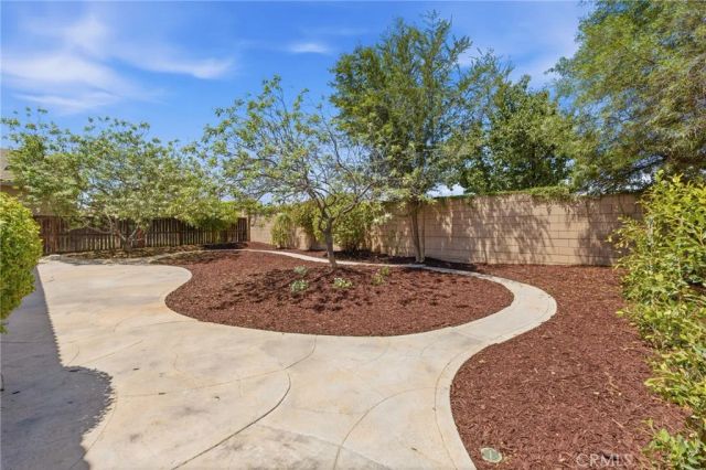 25602 Mesa Edge Court, Menifee, CA 92585