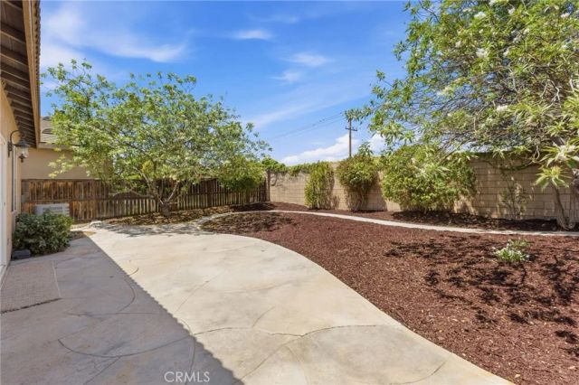 25602 Mesa Edge Court, Menifee, CA 92585