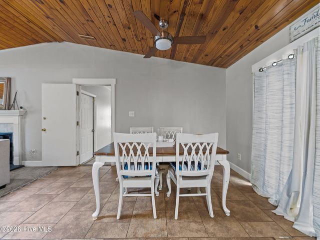 101 Eastview Court, Jacksonville, NC 28546