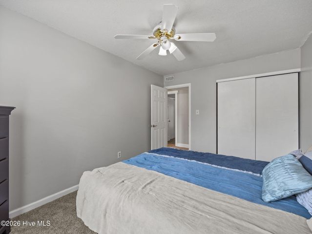 101 Eastview Court, Jacksonville, NC 28546