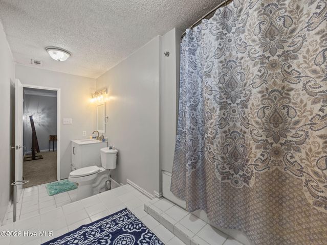 101 Eastview Court, Jacksonville, NC 28546