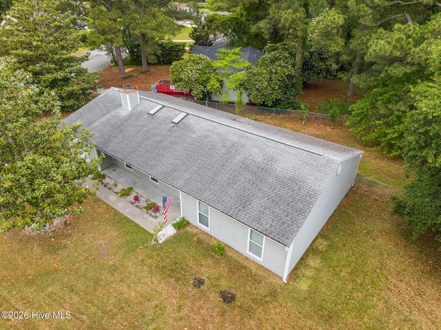 101 Eastview Court, Jacksonville, NC 28546