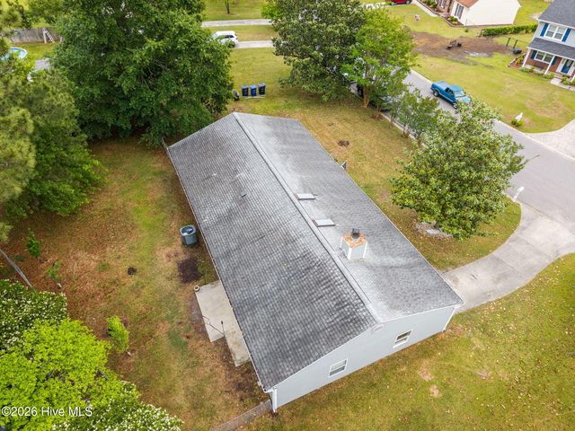 101 Eastview Court, Jacksonville, NC 28546
