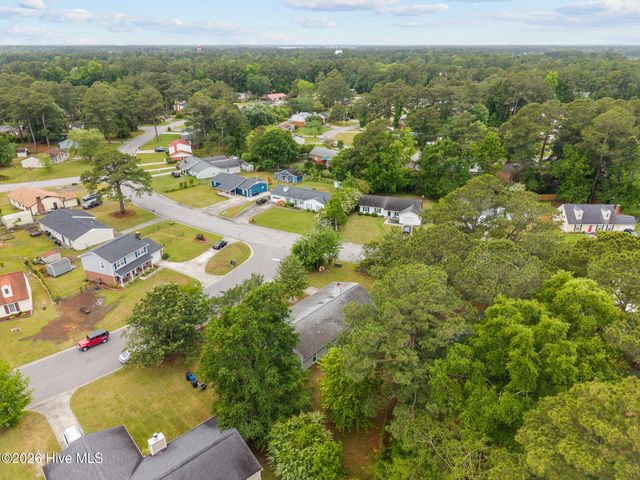 101 Eastview Court, Jacksonville, NC 28546