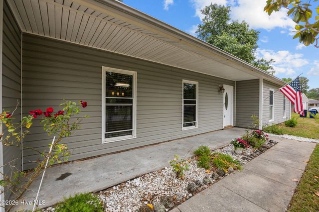 101 Eastview Court, Jacksonville, NC 28546