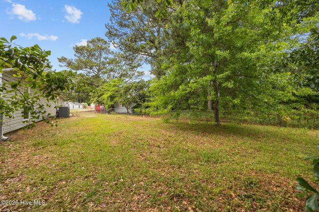 101 Eastview Court, Jacksonville, NC 28546