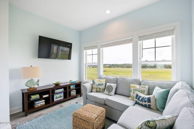 494 Ocean Boulevard W, Supply, NC 28462